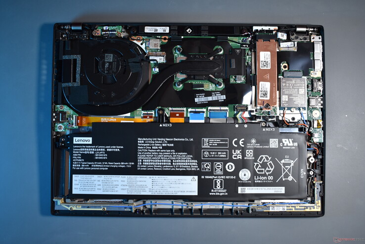 Lenovo ThinkPad T14 Gen 4: iç mekan