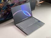 Asus Googlebook 14 Dizüstü Bilgisayar İncelemesi - Glowbar Özellikli Bir ExpertBook Ultra