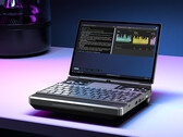 GPD Win Max 3, önceki modeline kıyasla daha dar bir klavye düzenine sahiptir.