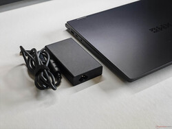 150 watt güç adaptörü