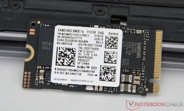 512 GB depolama alanına sahip Samsung SSD