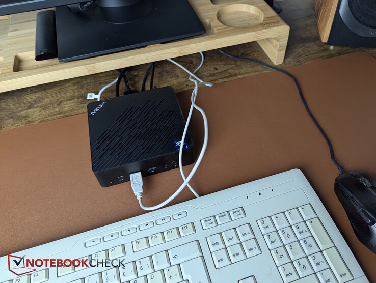 Arkada yalnızca 1 USB-A: Fare veya klavye - biri önde olmalıdır