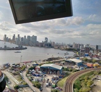 Etkinlik, Thames Nehri kıyısındaki O2 Arena’da gerçekleştirildi.