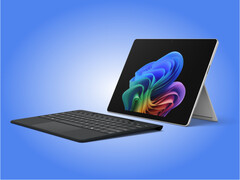 Surface Pro 12 'İş için' Siyah veya Platin renklerde satın alınabilir.
