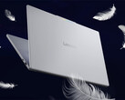 Lenovo Googlebook 15, magnezyum alaşımlı kaplamalı Cloud Grey renginde sunulmaktadır.
