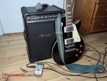 Ayrıca hepsi bir arada amfi olarak da iyi bir rakam keser