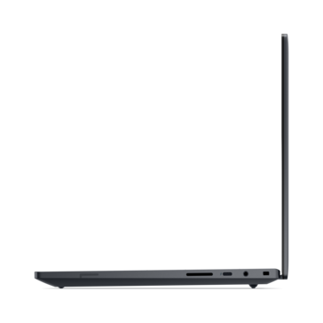 Dell Pro Precision 7 Sağda 16 bağlantı noktası.