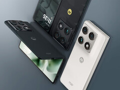 Motorola'nın ilk kitap tarzı katlanabilir modeli üç farklı renk seçeneğiyle geliyor.