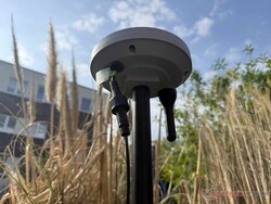 Anthbot M9, standart olarak RTK anteni aracılığıyla navigasyon sağlar.