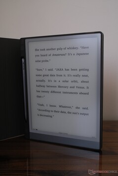 Ön ışığı kapalıyken Huion Ink...