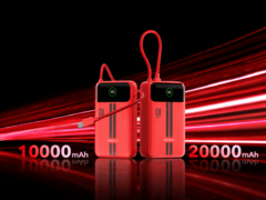 Dahili ekranlara ve bağlı USB-C kablolarına sahip iki kırmızı Honor Life powerbank