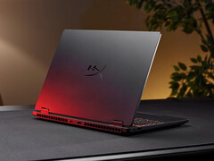HP, Omen 15'i Yanardöner siyah kaplama ile satmaktadır.