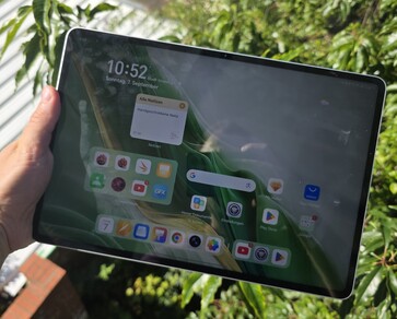 Honor MagicPad3: Dış mekan görüntüleme
