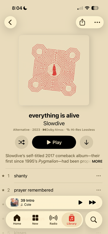 ...ve tam ekran temalı yeni bir tasarım.