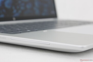 İsteğe bağlı SmartCard okuyucu mevcuttur