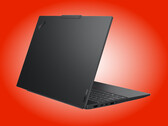 Lenovo'nun en yeni ThinkPad E16 modeli, geniş bir yapılandırma seçeneği sunsa da yalnızca tek bir renk seçeneğiyle satışa sunulmaktadır.