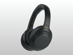 Sony WH-1000XM4.