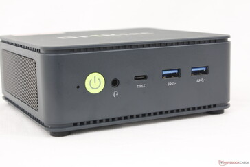 Ön kısım: Güç düğmesi, 3,5 mm kulaklık, USB-C 4.0 Güç Dağıtımı + DisplayPort, 2x USB-A 3.2 Gen. 2