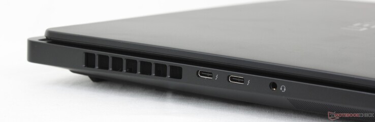 Sol: 2x USB-C Thunderbolt 4 w/ DisplayPort 2.1 + Güç Dağıtımı, 3,5 mm kulaklık