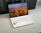 Asus ZenBook S14 2026 Dizüstü Bilgisayar İncelemesi - Daha parlak OLED ekran, ancak yavaş Panther Lake iGPU