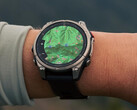 OsmAnd, Garmin Connect hizmeti ile çalışan tüm Garmin cihazlarını destekler, Fenix 8 Pro resimde gösterilmiştir.