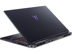 Acer Predator Helios 18 AI PH18-I71