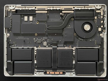 Dahili düzen MacBook Pro 14 M3