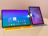 Tab S11'in yanında Galaxy Tab S11 Ultra (resim kaynağı: Daniel Schmidt)