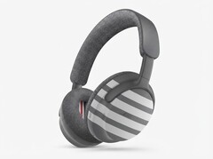 Bose’un sınırlı sayıda üretilen Thom Browne QuietComfort Ultra Kulaklıkları, standart modelden iki katından fazla pahalıdır.