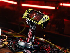 Cyberpunk 2077 temalı Asus ROG Xbox Ally X, AK Mod tarafından yapıldı.