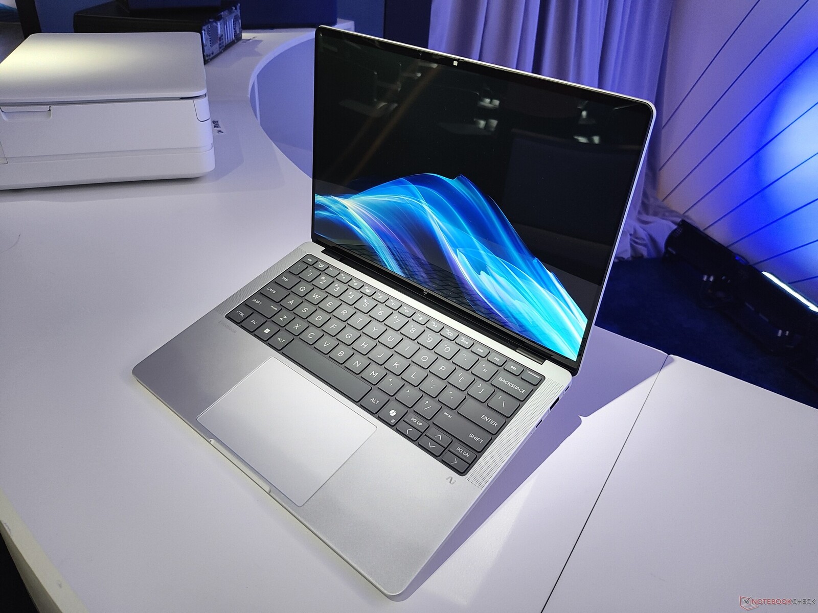 HP EliteBook X G1a 14, Ryzen AI 7 Pro 360 - Notebookcheck-tr.com