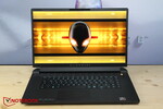 Alienware m17 R5 (R9 6900HX, RX 6850M XT)