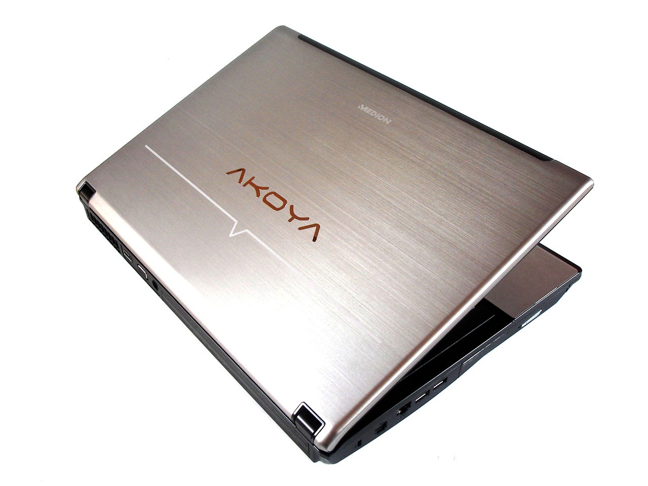 Aspire 4820tg. Medion Akoya x7811 подсветка матрицы. Medion Akoya x7811 подсветка монитора. DVD 7811.