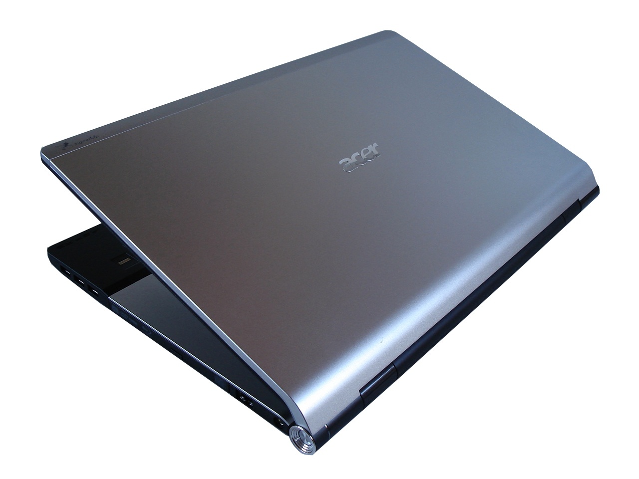 Ноутбук в металлическом корпусе. Acer 8950g. Acer Aspire Ethos 8950g. Ноутбук Acer SIGNALUP. Acer Aspire 7560g крышка.